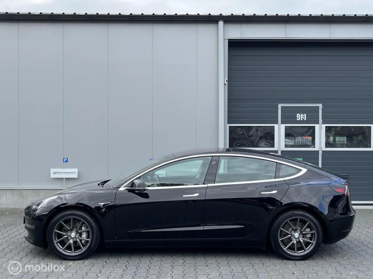 Long Range AWD 75 kWh, Netjes , 85 % soh , Vol