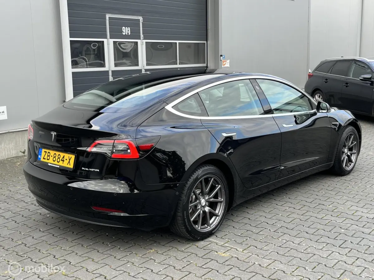 Long Range AWD 75 kWh, Netjes , 85 % soh , Vol