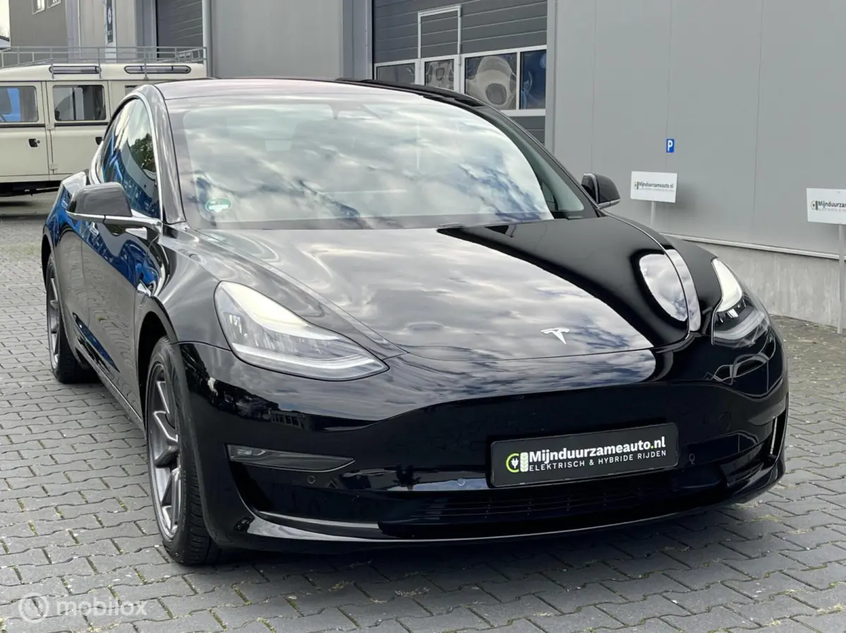 Long Range AWD 75 kWh, Netjes , 85 % soh , Vol