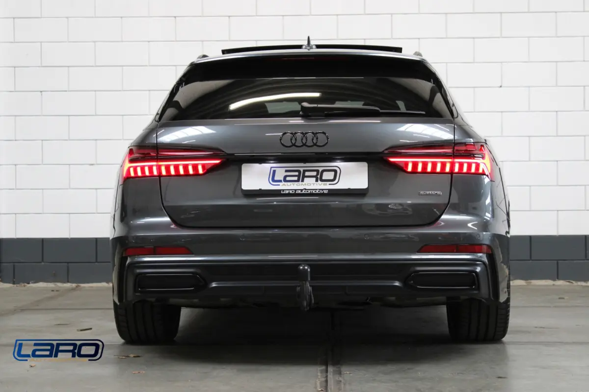 55 TFSI e quattro S-Line | Pano Trekh. 360 Matrix ACC Keyless El. klep CarPlay