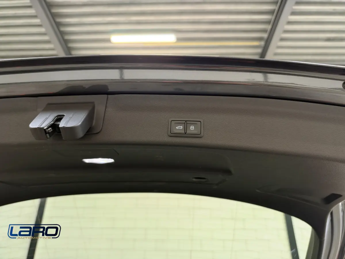 55 TFSI e quattro S-Line | Pano Trekh. 360 Matrix ACC Keyless El. klep CarPlay