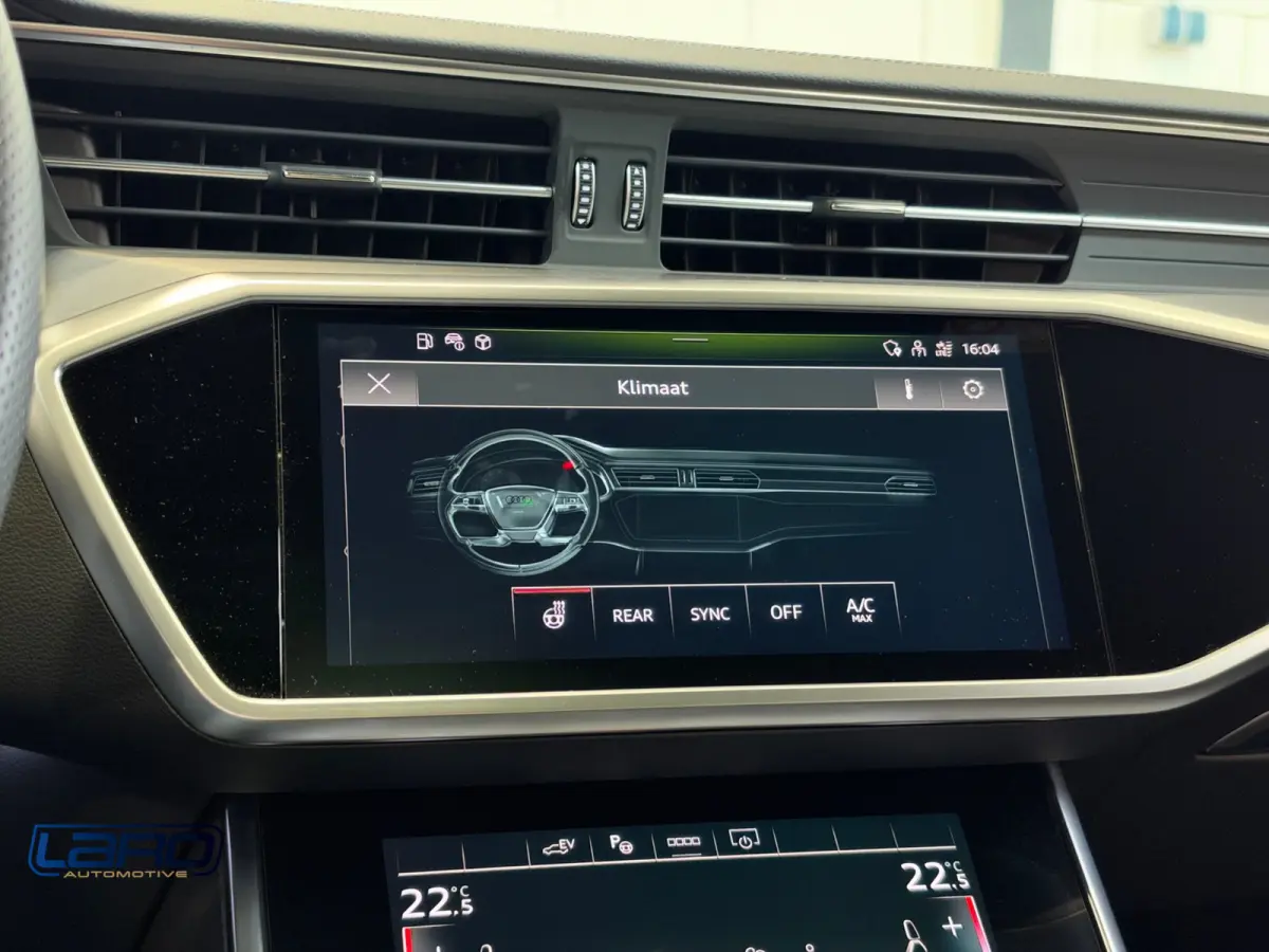 55 TFSI e quattro S-Line | Pano Trekh. 360 Matrix ACC Keyless El. klep CarPlay