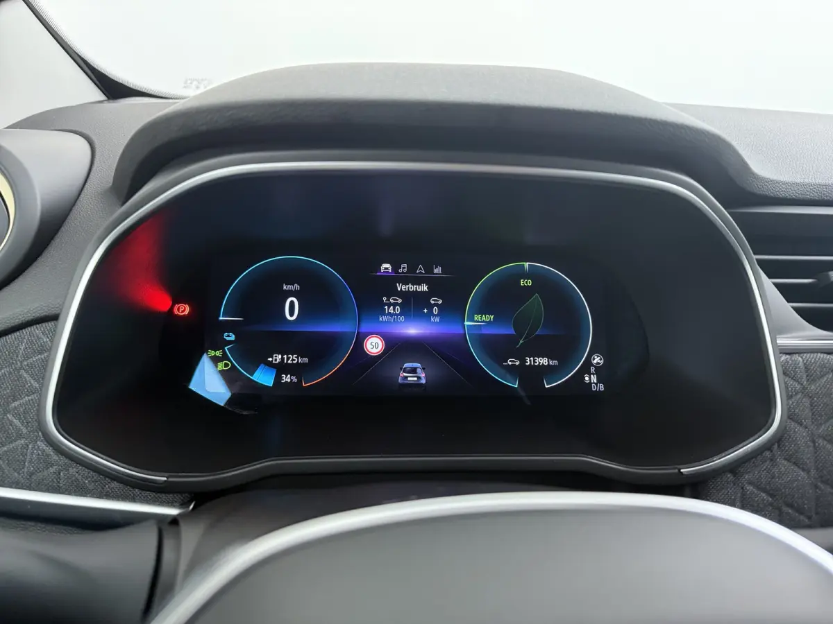 R135 Iconic 52 kWh | Koop accu | | Achteruitrijcamera | Apple Carplay/Android Auto|telefoonintegratie premium | Cruise control