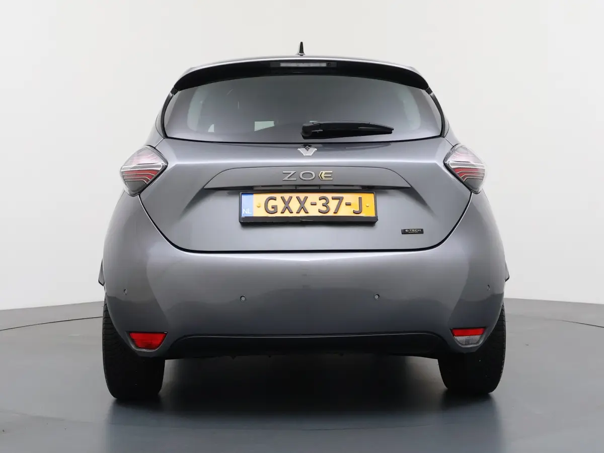 R135 Iconic 52 kWh | Koop accu | | Achteruitrijcamera | Apple Carplay/Android Auto|telefoonintegratie premium | Cruise control