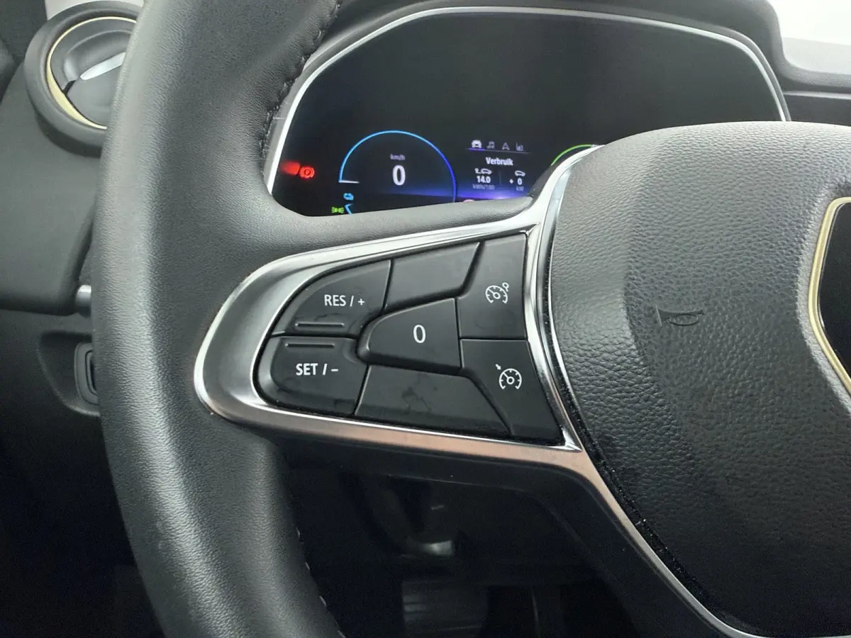 R135 Iconic 52 kWh | Koop accu | | Achteruitrijcamera | Apple Carplay/Android Auto|telefoonintegratie premium | Cruise control