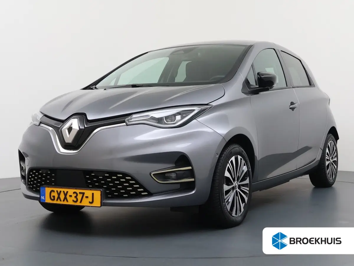R135 Iconic 52 kWh | Koop accu | | Achteruitrijcamera | Apple Carplay/Android Auto|telefoonintegratie premium | Cruise control