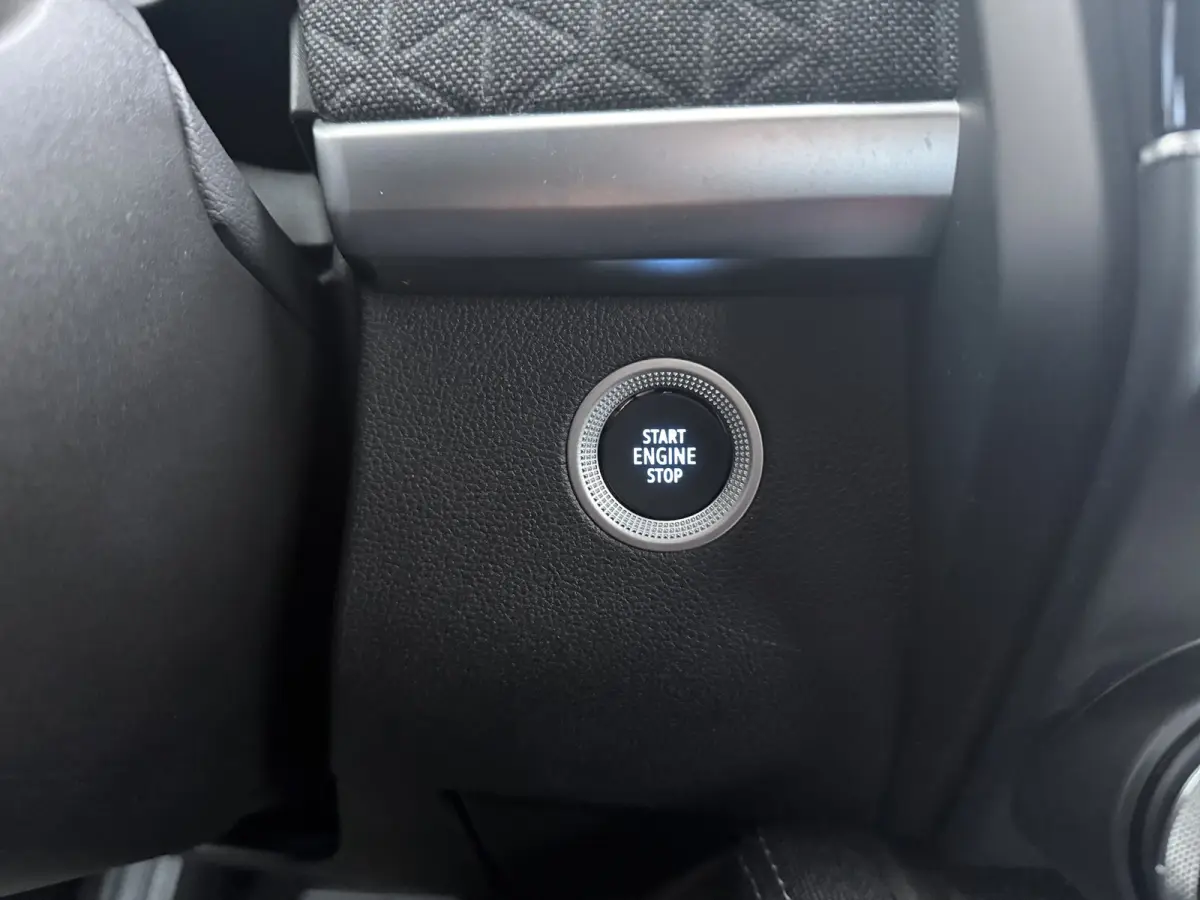 R135 Iconic 52 kWh | Koop accu | | Achteruitrijcamera | Apple Carplay/Android Auto|telefoonintegratie premium | Cruise control
