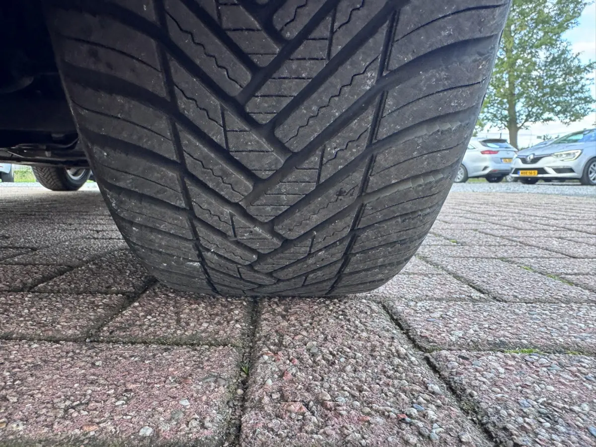 1.6 CRDi DynamicLine, Marge, Euro 6, Apple Carplay, Hatchback,