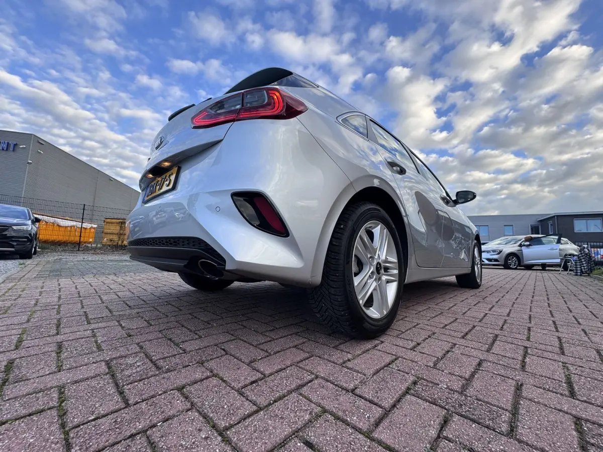 1.6 CRDi DynamicLine, Marge, Euro 6, Apple Carplay, Hatchback,
