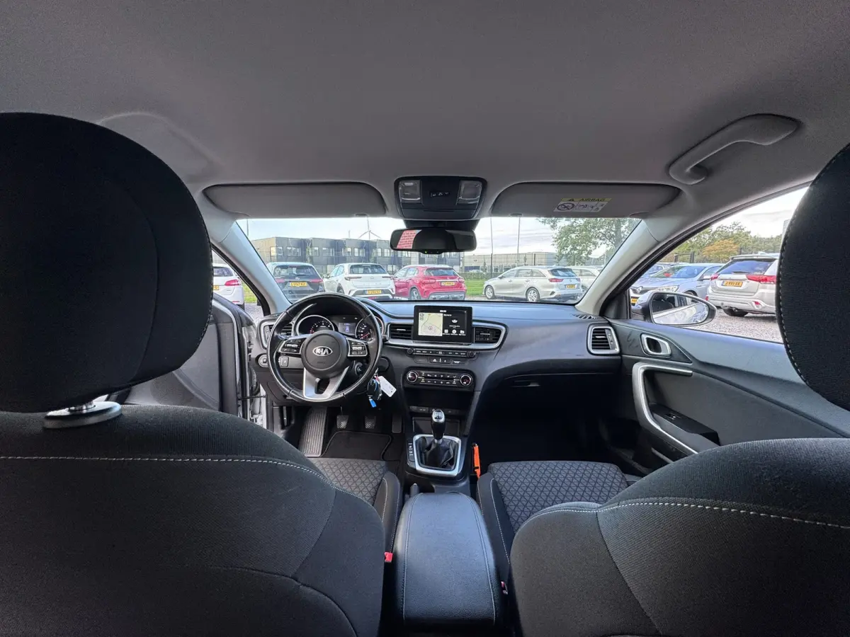 1.6 CRDi DynamicLine, Marge, Euro 6, Apple Carplay, Hatchback,