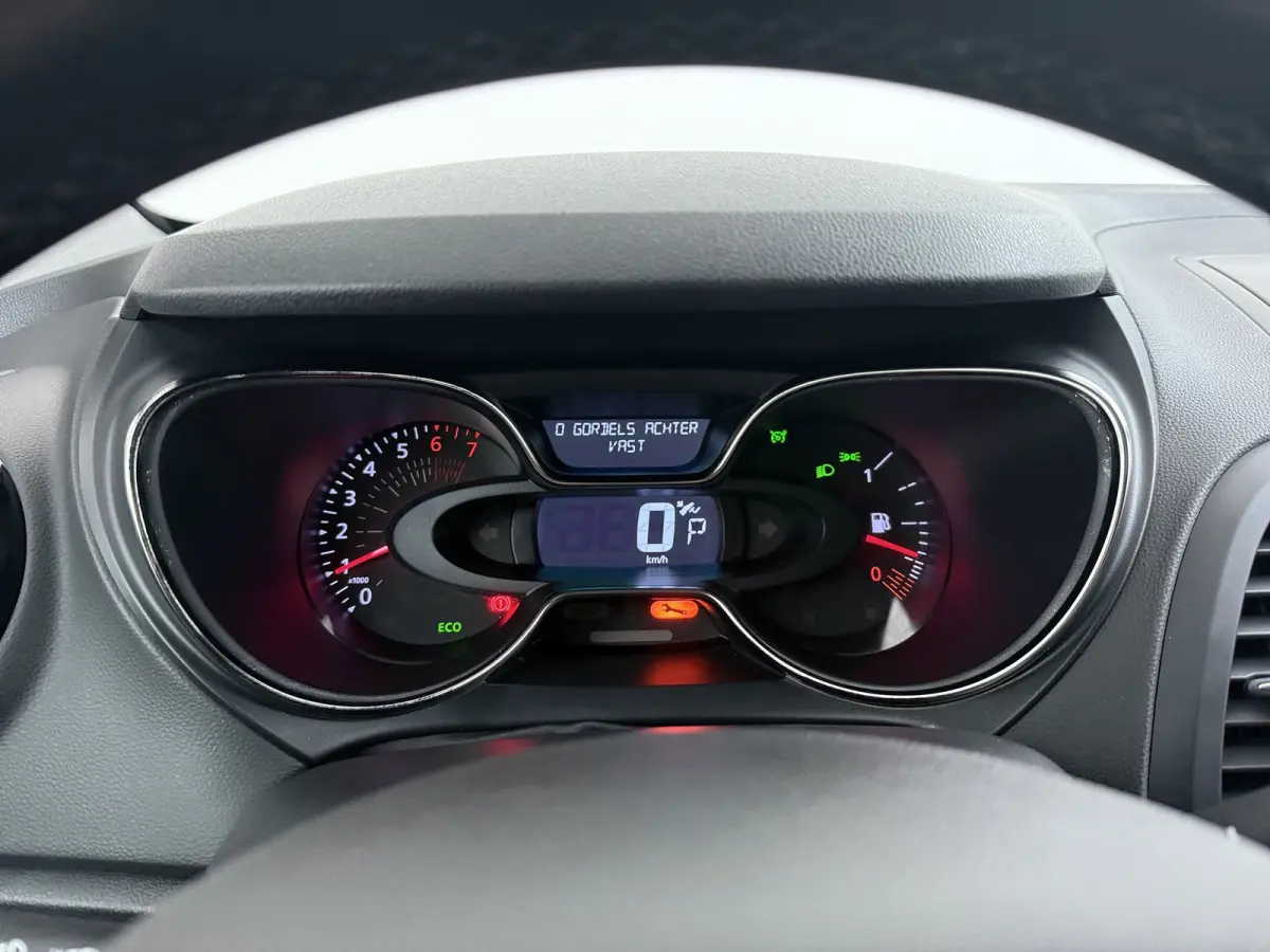 1.3 TCe Intens | Achteruitrijcamera | Airco (automatisch) | Apple Carplay/Android Auto|telefoonintegratie premium