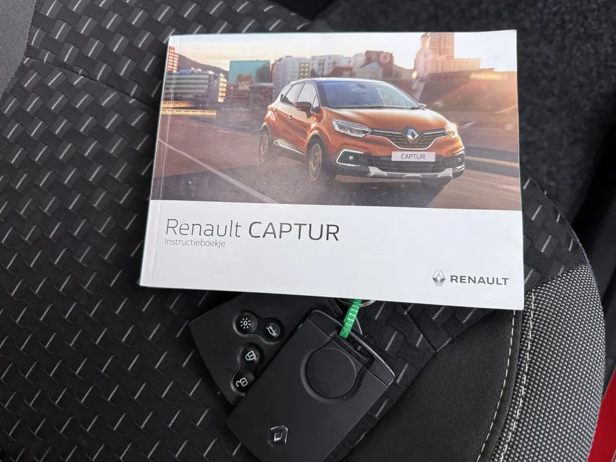1.3 TCe Intens | Achteruitrijcamera | Airco (automatisch) | Apple Carplay/Android Auto|telefoonintegratie premium