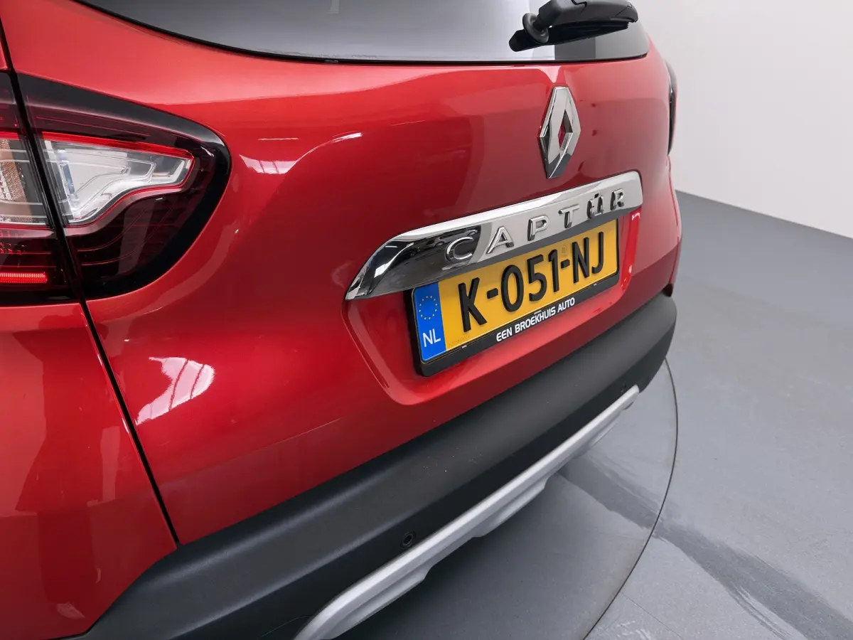 1.3 TCe Intens | Achteruitrijcamera | Airco (automatisch) | Apple Carplay/Android Auto|telefoonintegratie premium