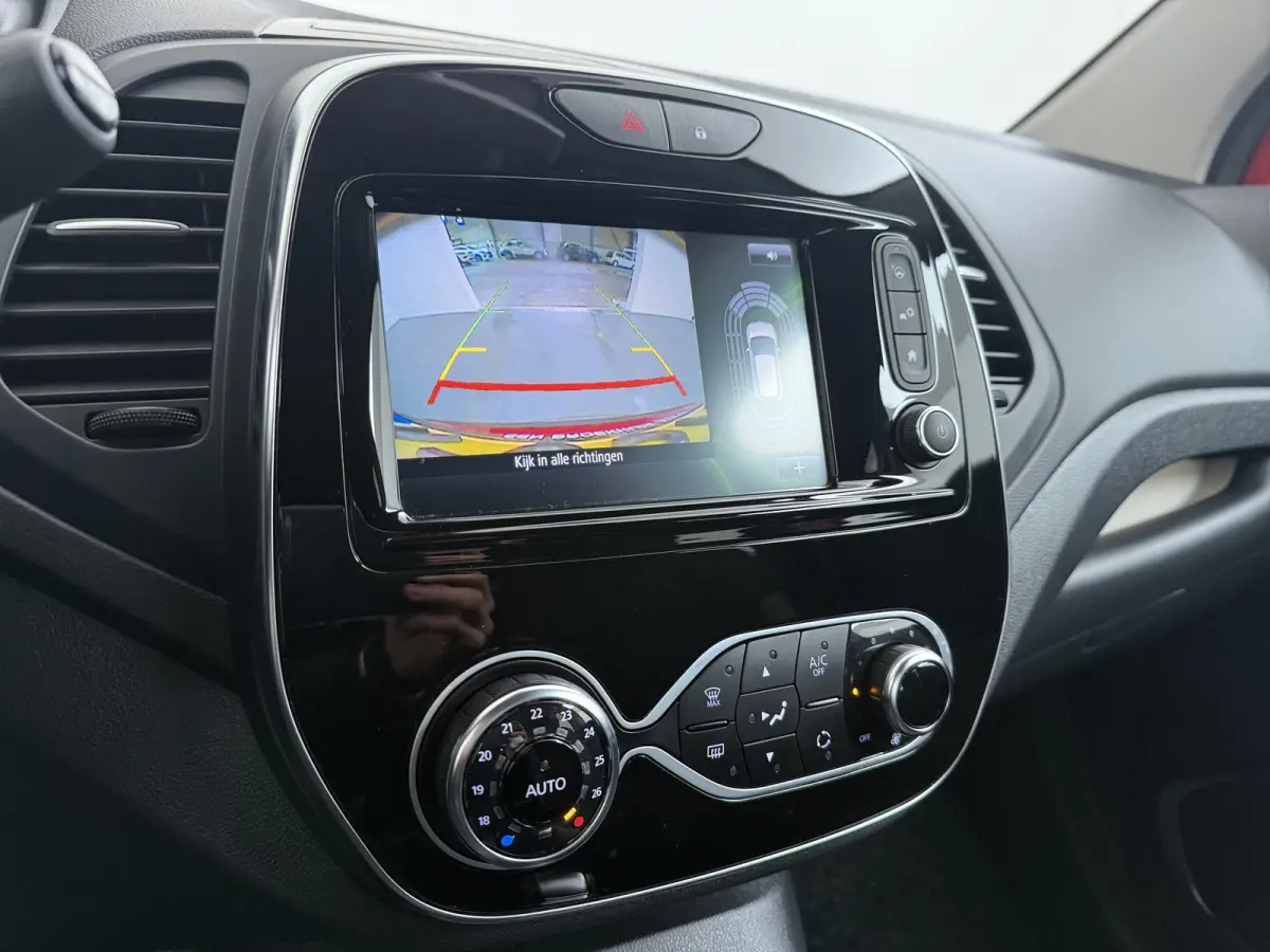 1.3 TCe Intens | Achteruitrijcamera | Airco (automatisch) | Apple Carplay/Android Auto|telefoonintegratie premium