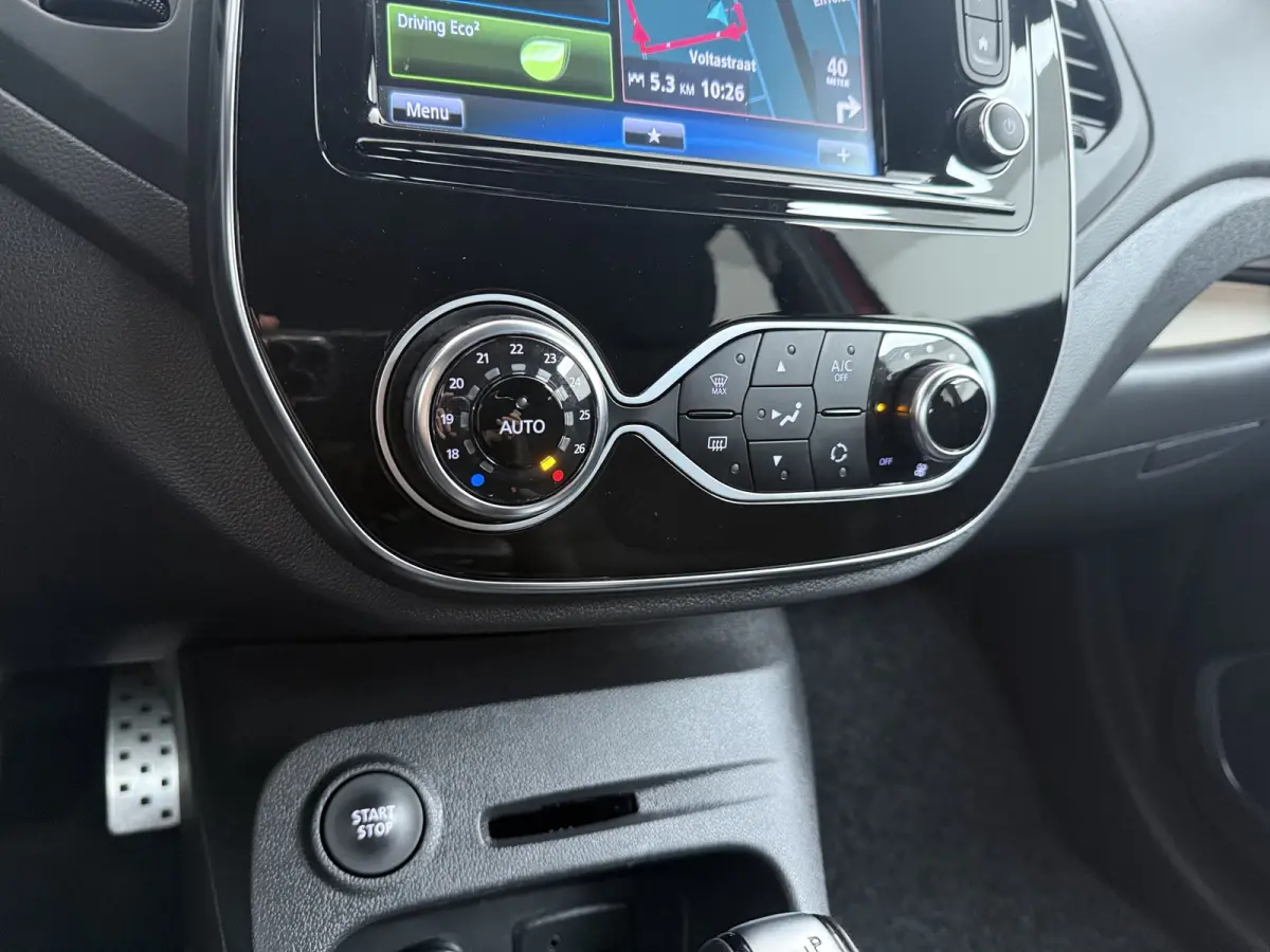 1.3 TCe Intens | Achteruitrijcamera | Airco (automatisch) | Apple Carplay/Android Auto|telefoonintegratie premium