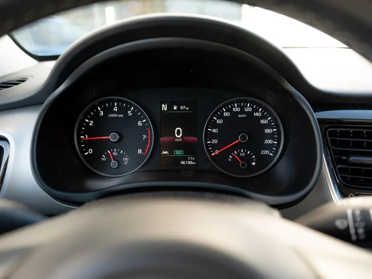 1.0 T-GDi MHEV DynamicLine | Apple carplay / android auto | Airco | Achteruitrijcamera |