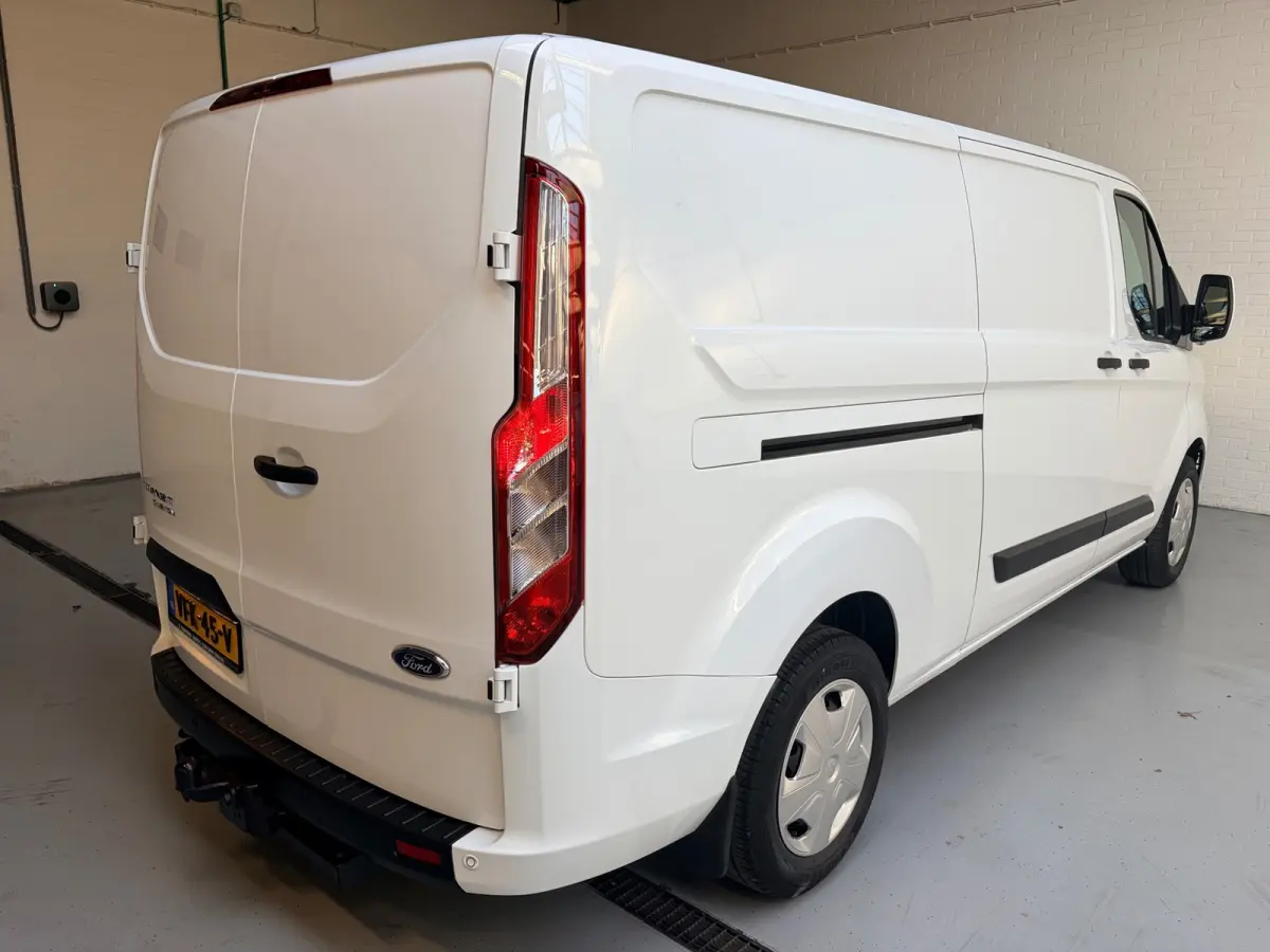 Servicewagen 320 2.0 TDCI euro6 L2H1 Trend 3Persoons, 2xSchuifdeur, Sortimo, Trekhaak, RIJKLAARPRIJS!