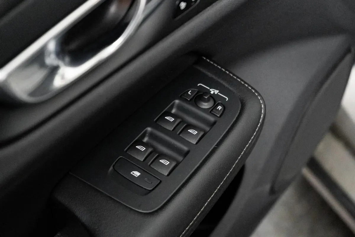T6 Inscription Plug-in hybrid AWD | Zeer compleet uitgevoerd | Long Range | ACC | Pano | Harman Kardon | Trekhaak | Stoel Ventilatie/Verwarming | Head-Up | 360 Camera