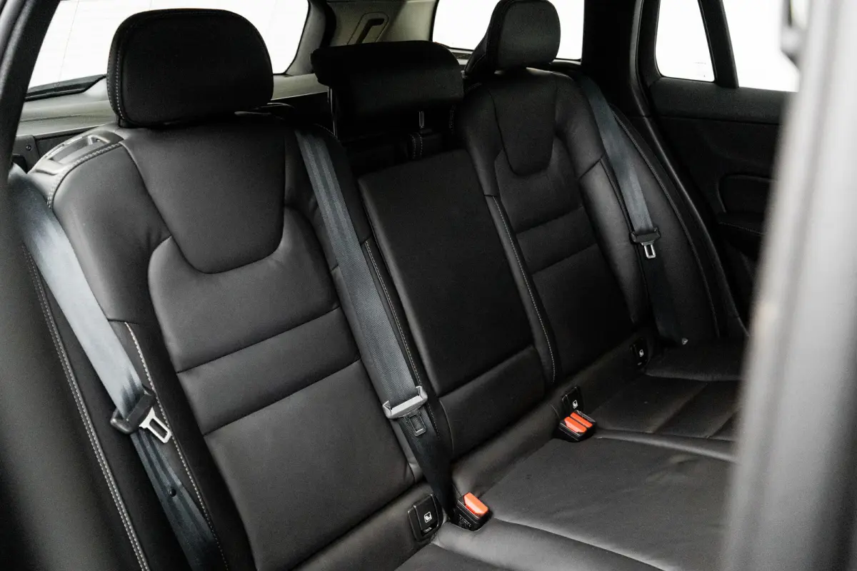 T6 Inscription Plug-in hybrid AWD | Zeer compleet uitgevoerd | Long Range | ACC | Pano | Harman Kardon | Trekhaak | Stoel Ventilatie/Verwarming | Head-Up | 360 Camera