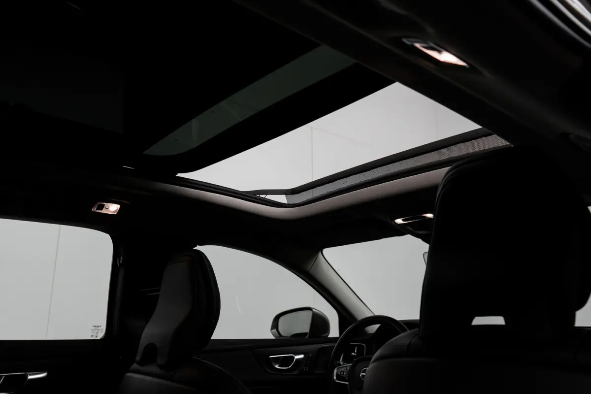 T6 Inscription Plug-in hybrid AWD | Zeer compleet uitgevoerd | Long Range | ACC | Pano | Harman Kardon | Trekhaak | Stoel Ventilatie/Verwarming | Head-Up | 360 Camera