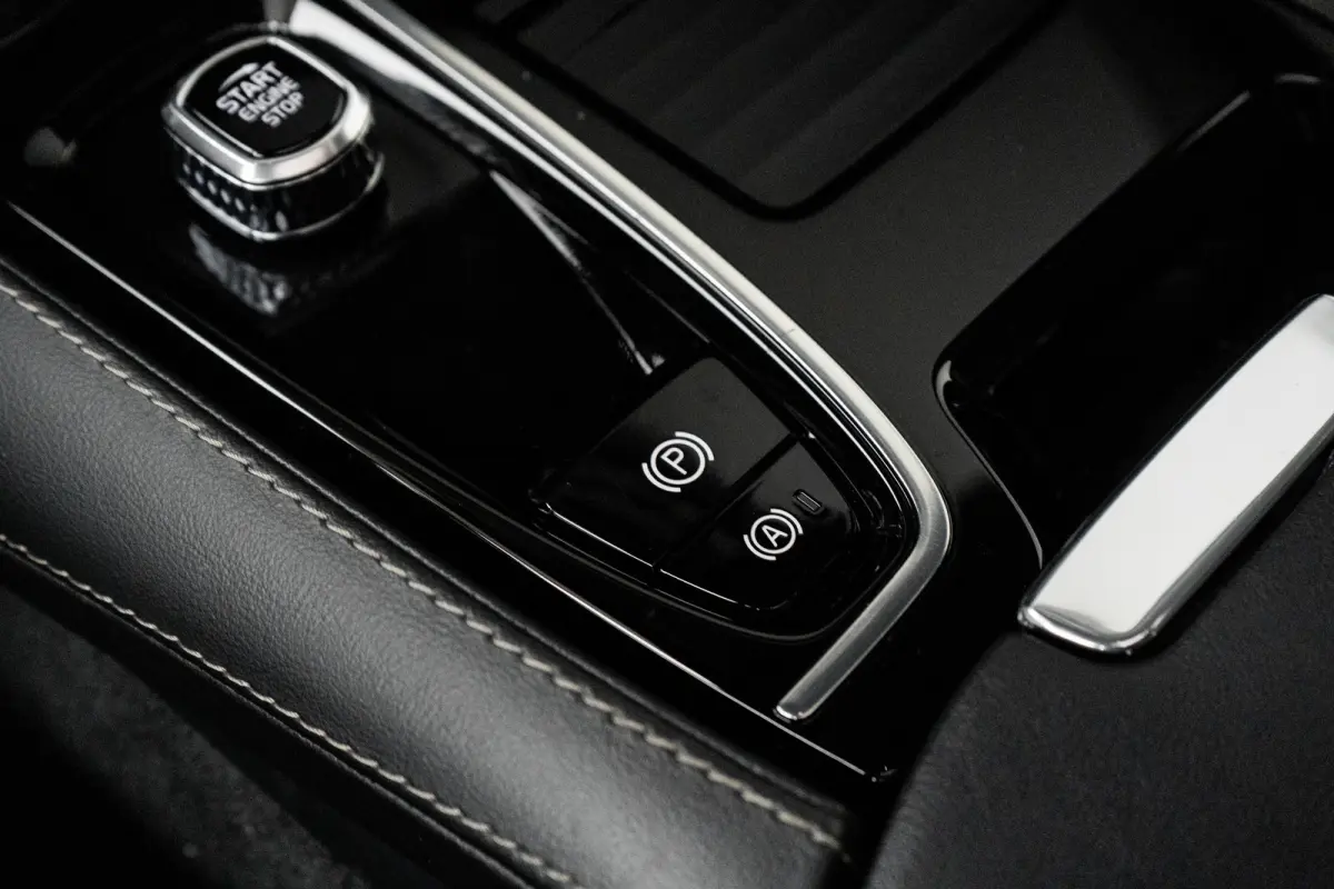 T6 Inscription Plug-in hybrid AWD | Zeer compleet uitgevoerd | Long Range | ACC | Pano | Harman Kardon | Trekhaak | Stoel Ventilatie/Verwarming | Head-Up | 360 Camera