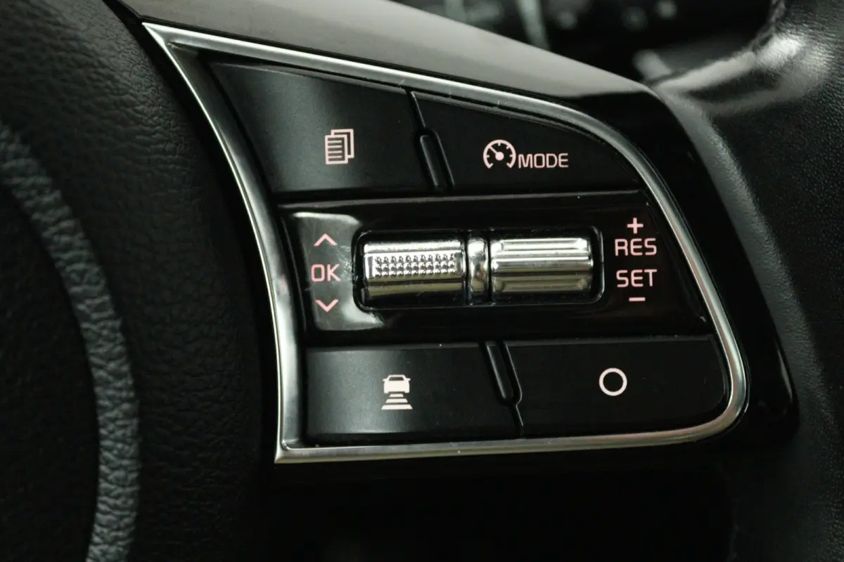 1.4 T-GDi GT-PlusLine (PANORAMADAK, STOELVERWARMING, STOELKOELING, CAMERA)