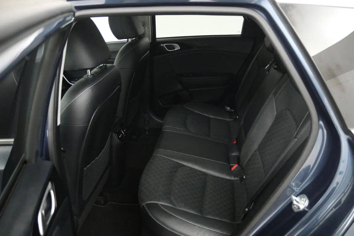1.4 T-GDi GT-PlusLine (PANORAMADAK, STOELVERWARMING, STOELKOELING, CAMERA)
