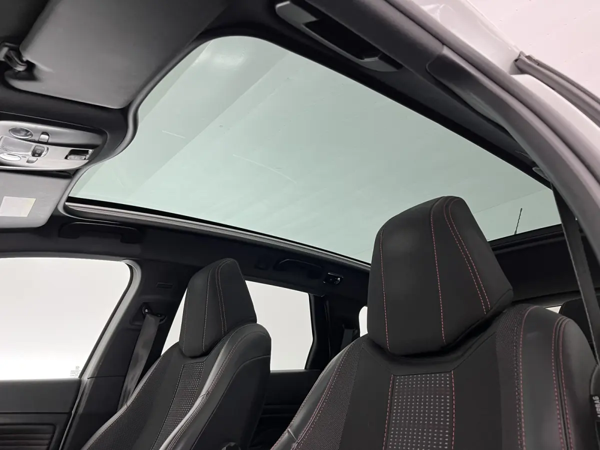 1.2 PureTech GT-line Aut. *PANO | LEATHER-MICROFIBRE | FULL-LED | DENON-AUDIO | BLIND-SPOT | SPORT-SEATS | NAVI-FULLMAP | KEYLESS | DAB | SHIFT-PADDLES | LANE-ASSIST | CAMERA | ECC | CARPLAY