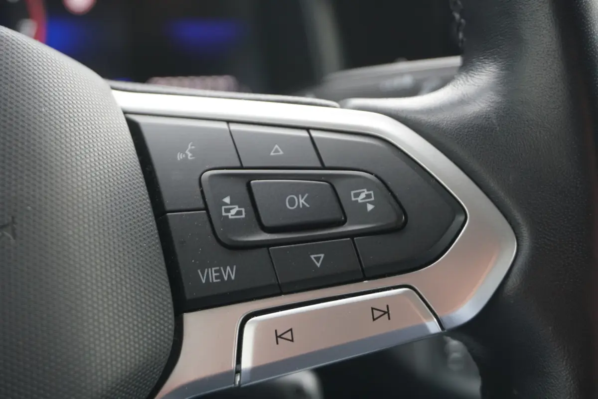 1.0 TSI Life | CLIMATE | STOELVERW. | CARPLAY / NAVI | ADAPT. CRUISE |