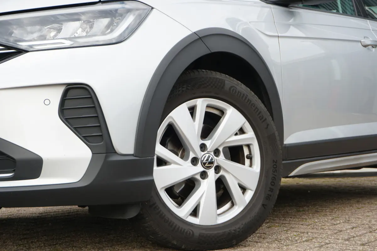 1.0 TSI Life | CLIMATE | STOELVERW. | CARPLAY / NAVI | ADAPT. CRUISE |