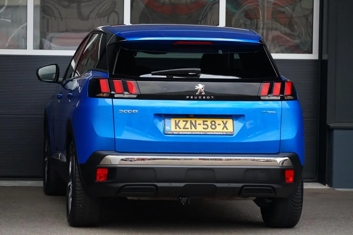 1.6 HYbrid 225 Allure, SOH 96 %, trekh. cam. keyless