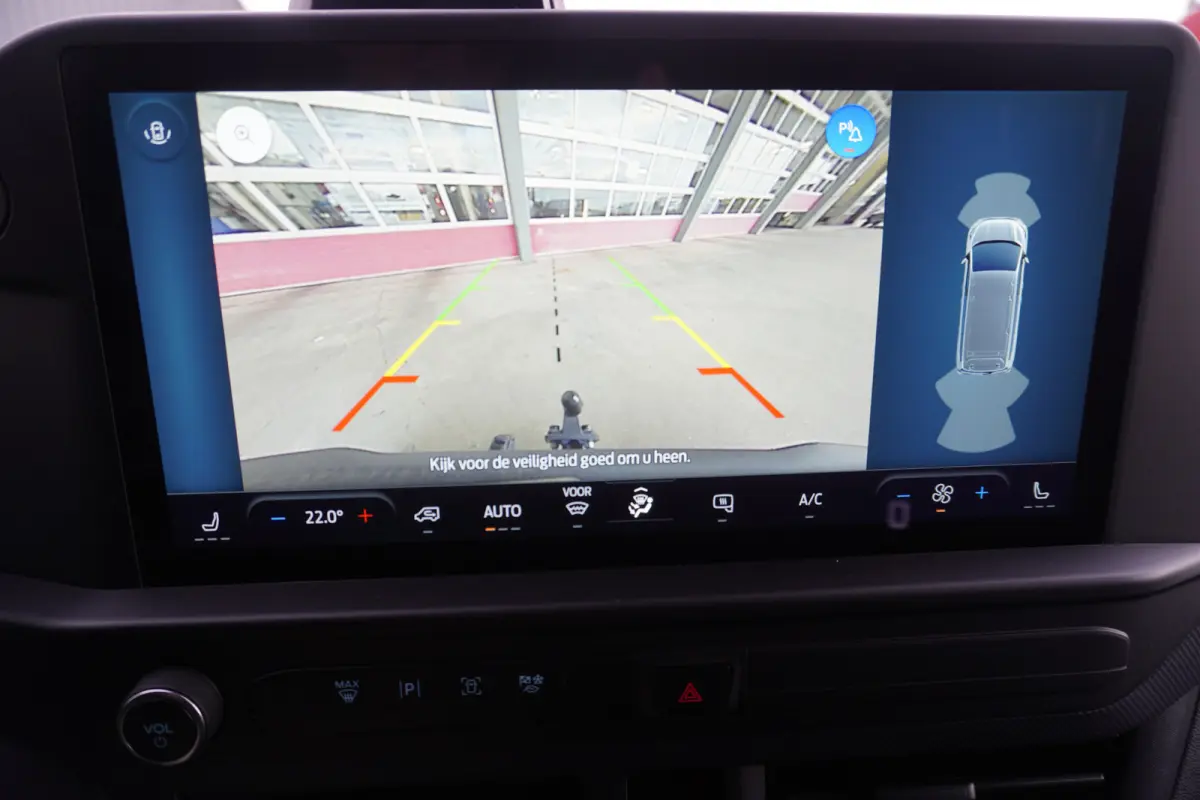 340 L2H1 Trend 71 kWh WLTP 370 km Automaat nr. V006 | Airco | Cruise | Trekhaak |  Apple CP-Android auto