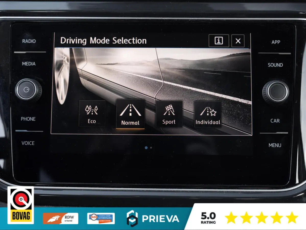 1.5 TSI Sport | Carplay | Virtual | 19 inch | DSG | Trekhaak | Camera