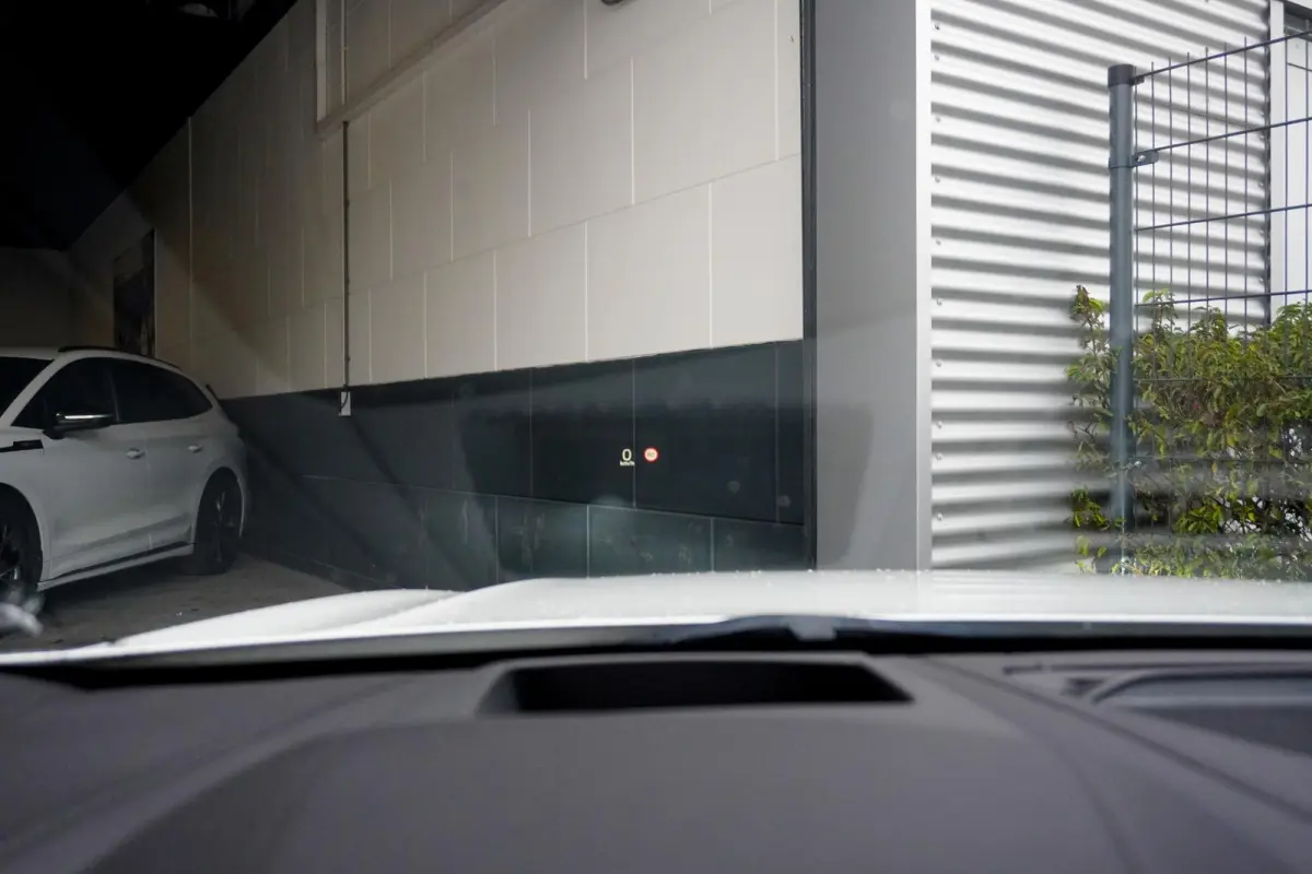 T5 R-Design | Pano | Bowers & Wilkins | Head Up | 21 '' | Trekhaak