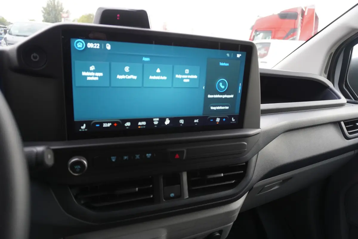 340 L2H1 Trend 71 kWh WLTP 370 km Automaat nr. V001 | Airco | Cruise | LM Velgen |  Apple CP-Android auto