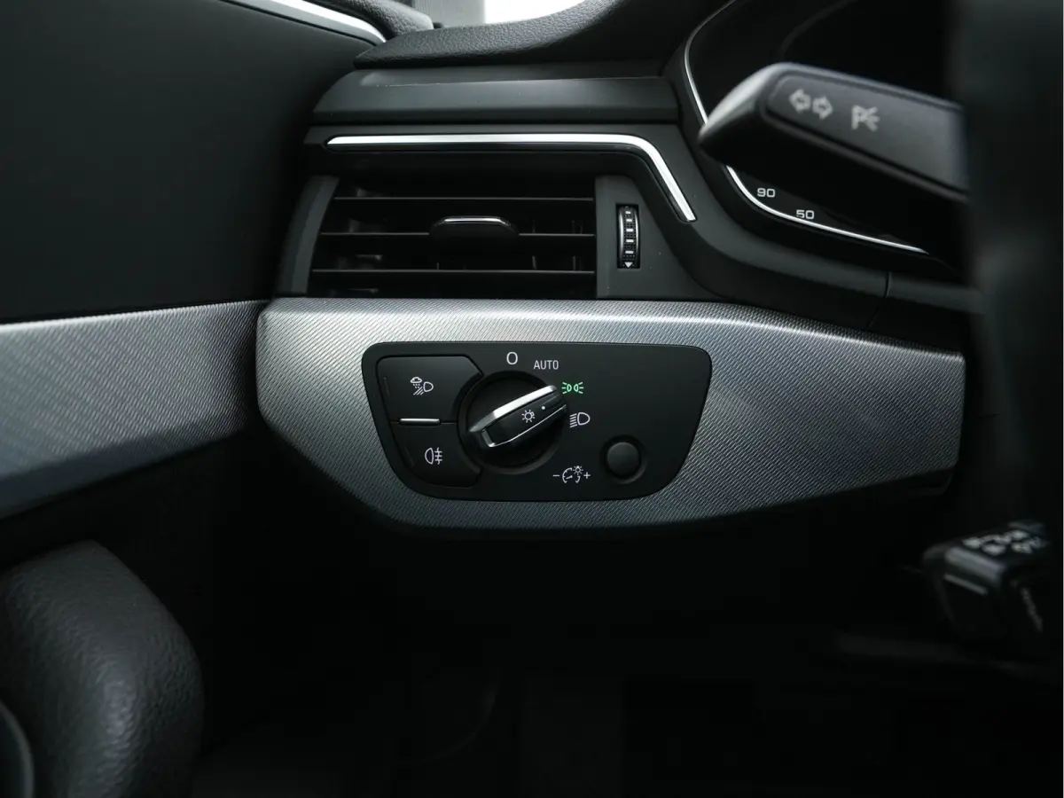 2.0 TFSI MHEV Design Pro Line Plus Aut. *DIGI-COCKPIT | XENON | NAVI-FULLMAP | HEATED-SPORTSEATS | PRIVACY-GLASS | AUDI-SOUND | AIRCO | PDC | CRUISE | 18''ALU | TOWBAR*
