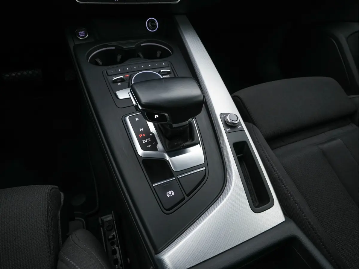 2.0 TFSI MHEV Design Pro Line Plus Aut. *DIGI-COCKPIT | XENON | NAVI-FULLMAP | HEATED-SPORTSEATS | PRIVACY-GLASS | AUDI-SOUND | AIRCO | PDC | CRUISE | 18''ALU | TOWBAR*