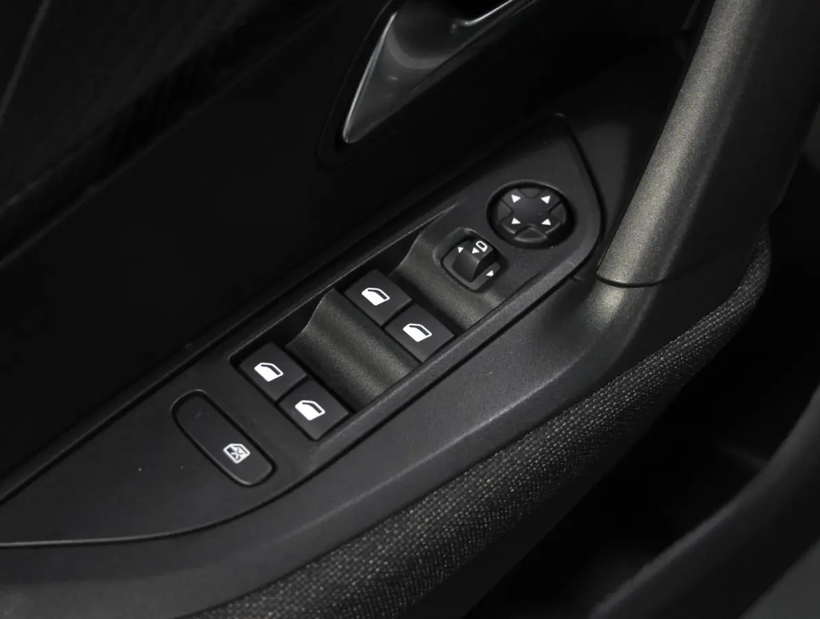 1.2 100PK Style | 1ste Eigenaar | AppleCarPlay/AndroidAuto | Climate Control | Cruise Control | LED | Parkeersensoren | Isofix | DAB Radio |