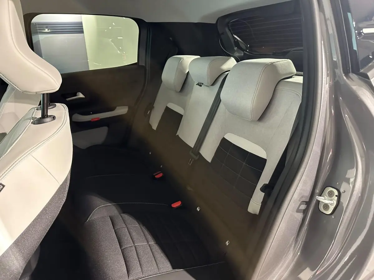 1.2 Hybrid 110pk Max |Apple Carplay - Android Auto | Cruise Control | Parkeercamera achter