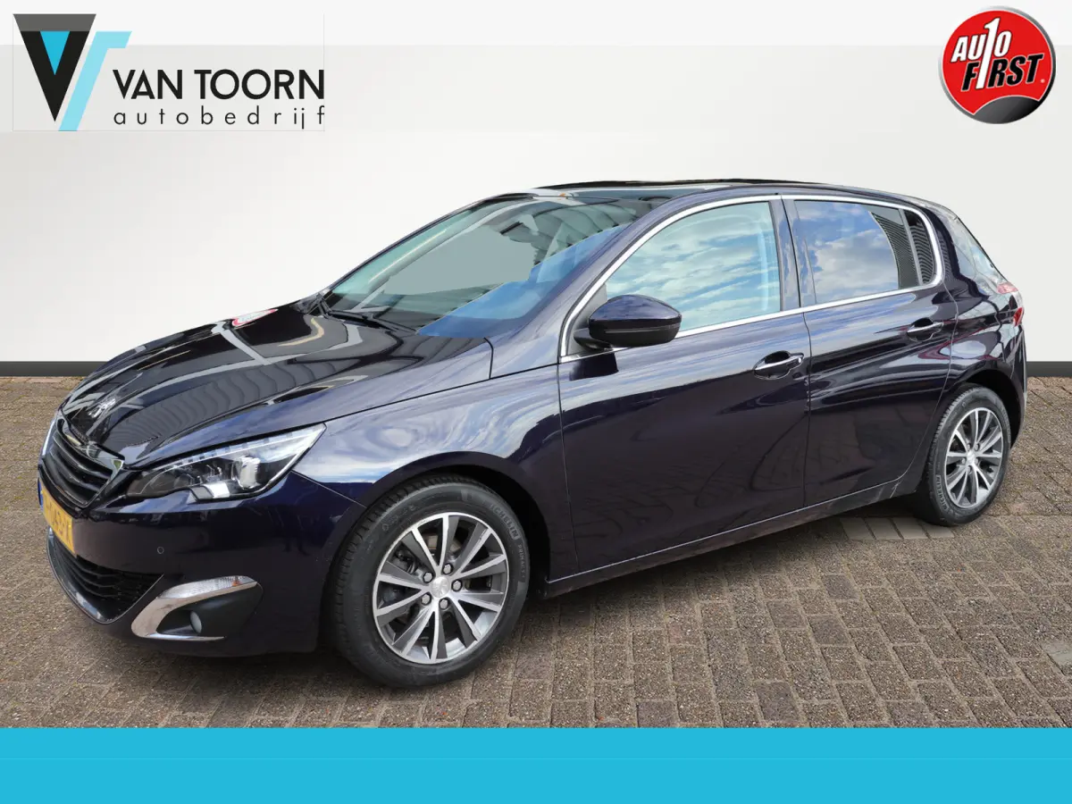 1.2 PureTech Allure. Eerste eigenaar, dealeronderhouden, panoramadak.