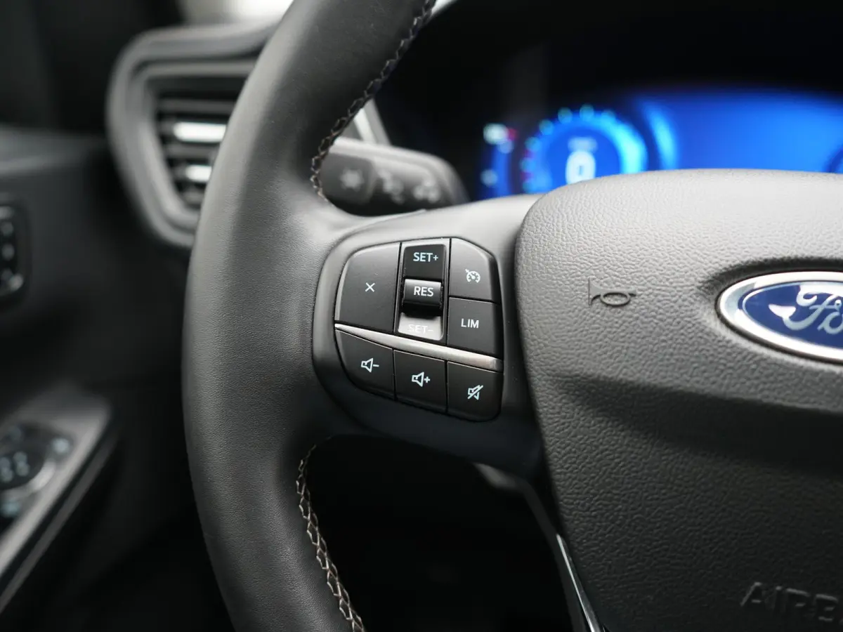 2.5 Vignale PHEV 225pk Dealer O.H. | SOH 96,3% | Panodak | Head Up | Camera | Bang & Olufsen | Lederen Comfortstoelen Memory & Verwarmd | Stuur Verwarmd | Navigatie | DAB | Virtual | 20"L.M 