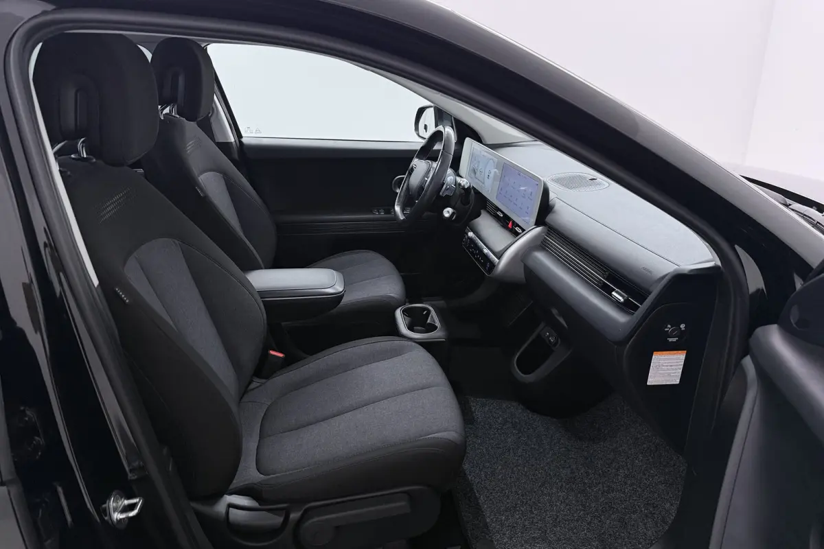 Style 77.4 kWh (SOH 100%, CAMERA, STOELVERWARMING, AUTOPILOT, DEALER ONDERHOUDEN)