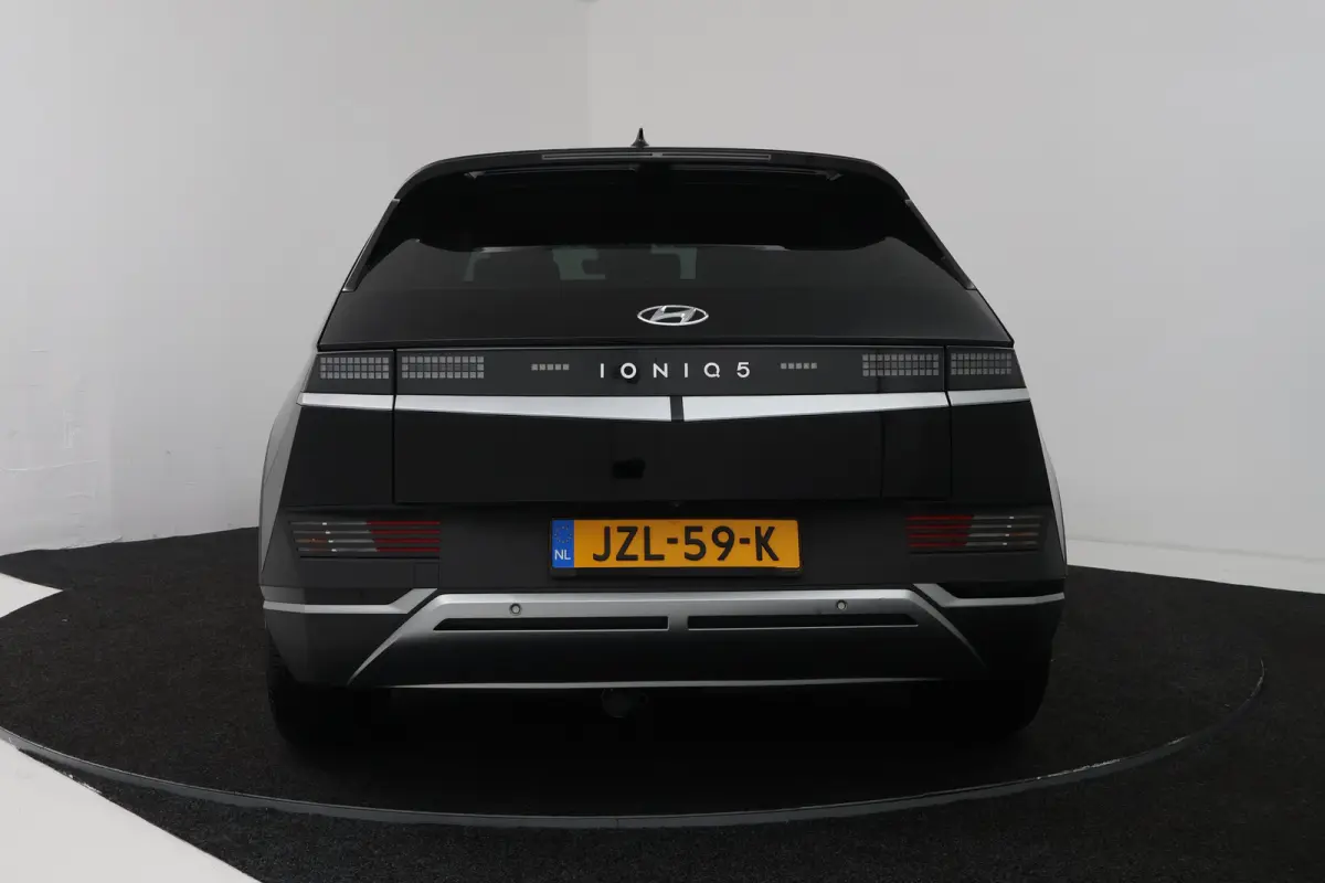 Style 77.4 kWh (SOH 100%, CAMERA, STOELVERWARMING, AUTOPILOT, DEALER ONDERHOUDEN)