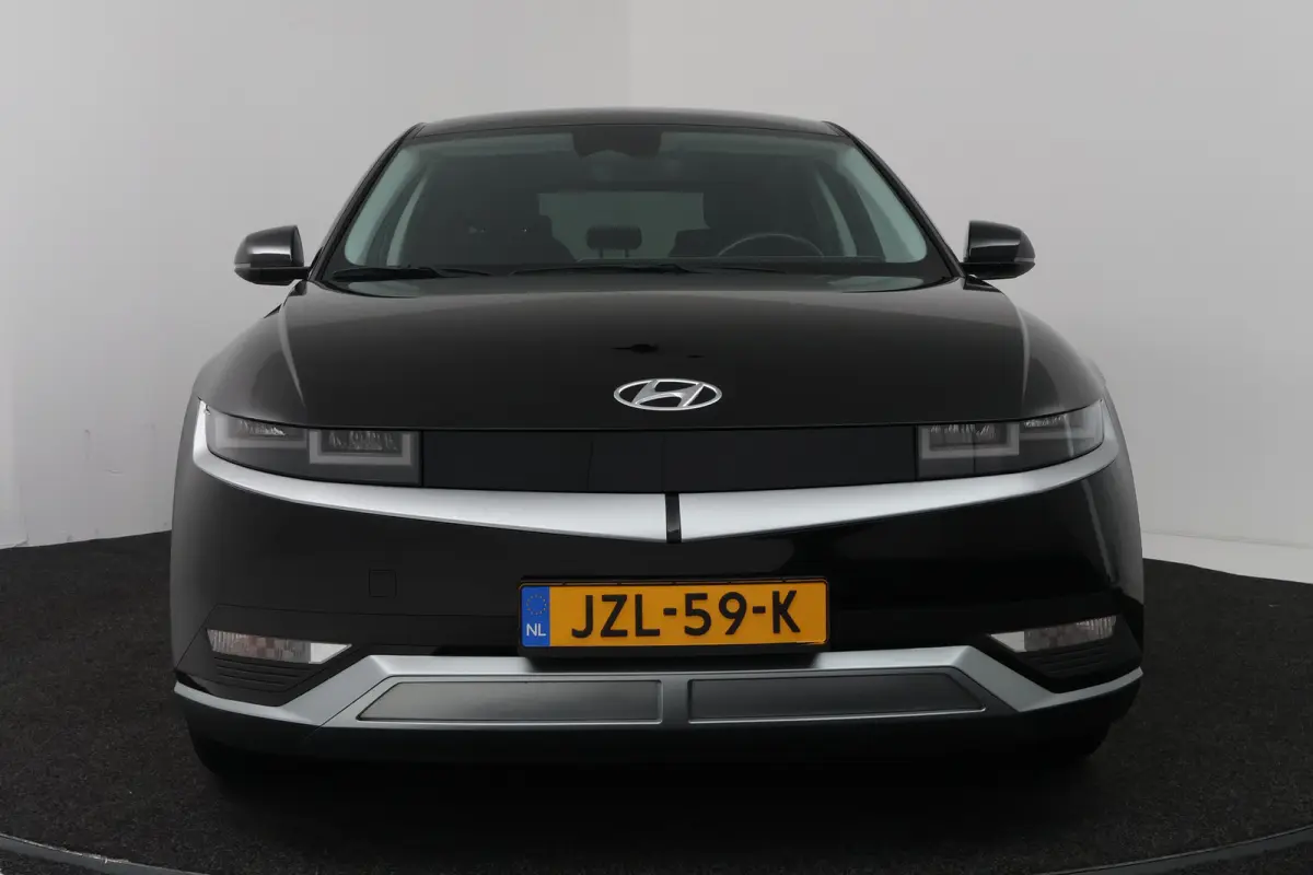 Style 77.4 kWh (SOH 100%, CAMERA, STOELVERWARMING, AUTOPILOT, DEALER ONDERHOUDEN)