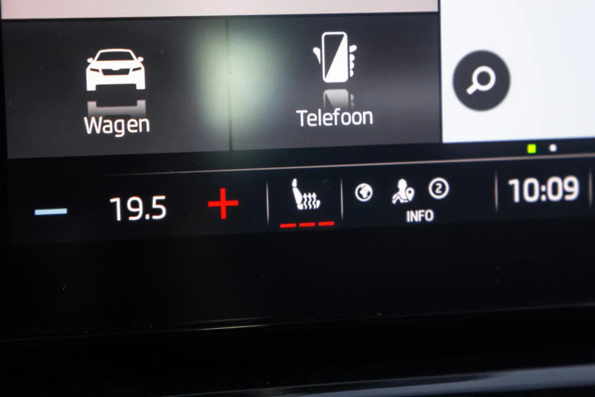 1.4 TSI iV PHEV Business Edition AIRCO / CRUISE CONTROLE / 204 PK / STOELVERWAMRING / NAVI /  CARPLAY / CAMERA