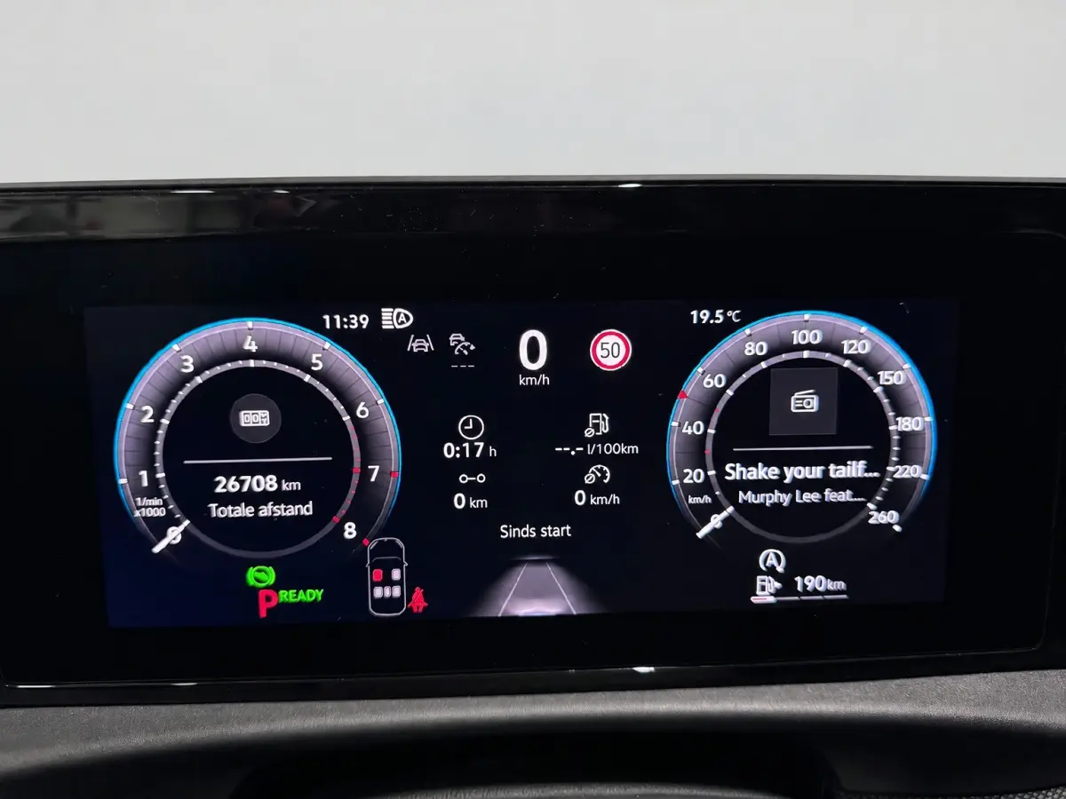 1.5 eTsi Life First Edition ACC Stoelverwarming Lane assist Apple Carplay