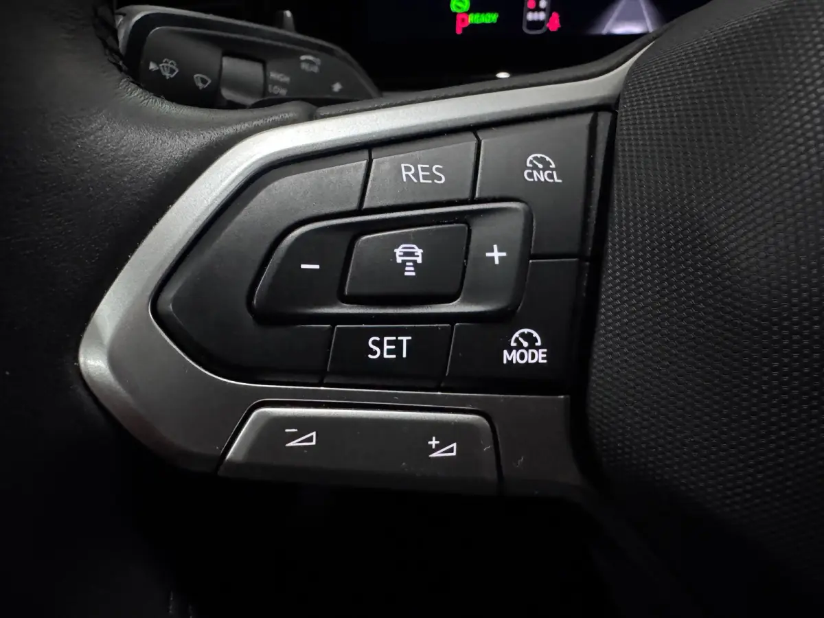1.5 eTsi Life First Edition ACC Stoelverwarming Lane assist Apple Carplay