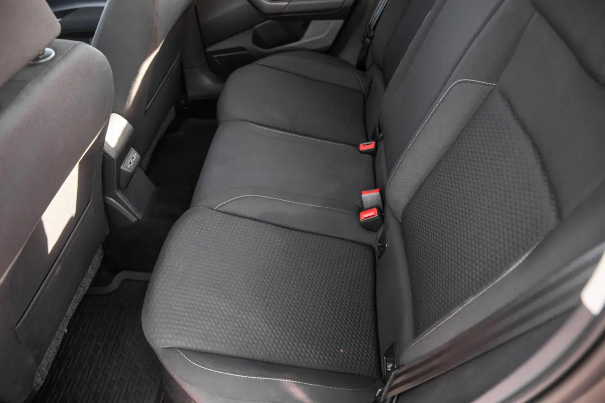 1.0 TSI Comfortline AIRCO / CRUISE CONTROLE / 5 DEURS / STOELVERWARMING / BENZINE