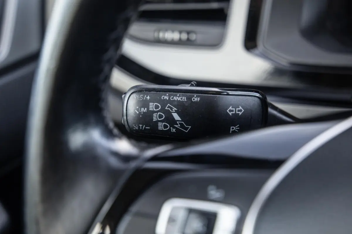1.0 TSI Comfortline AIRCO / CRUISE CONTROLE / 5 DEURS / STOELVERWARMING / BENZINE
