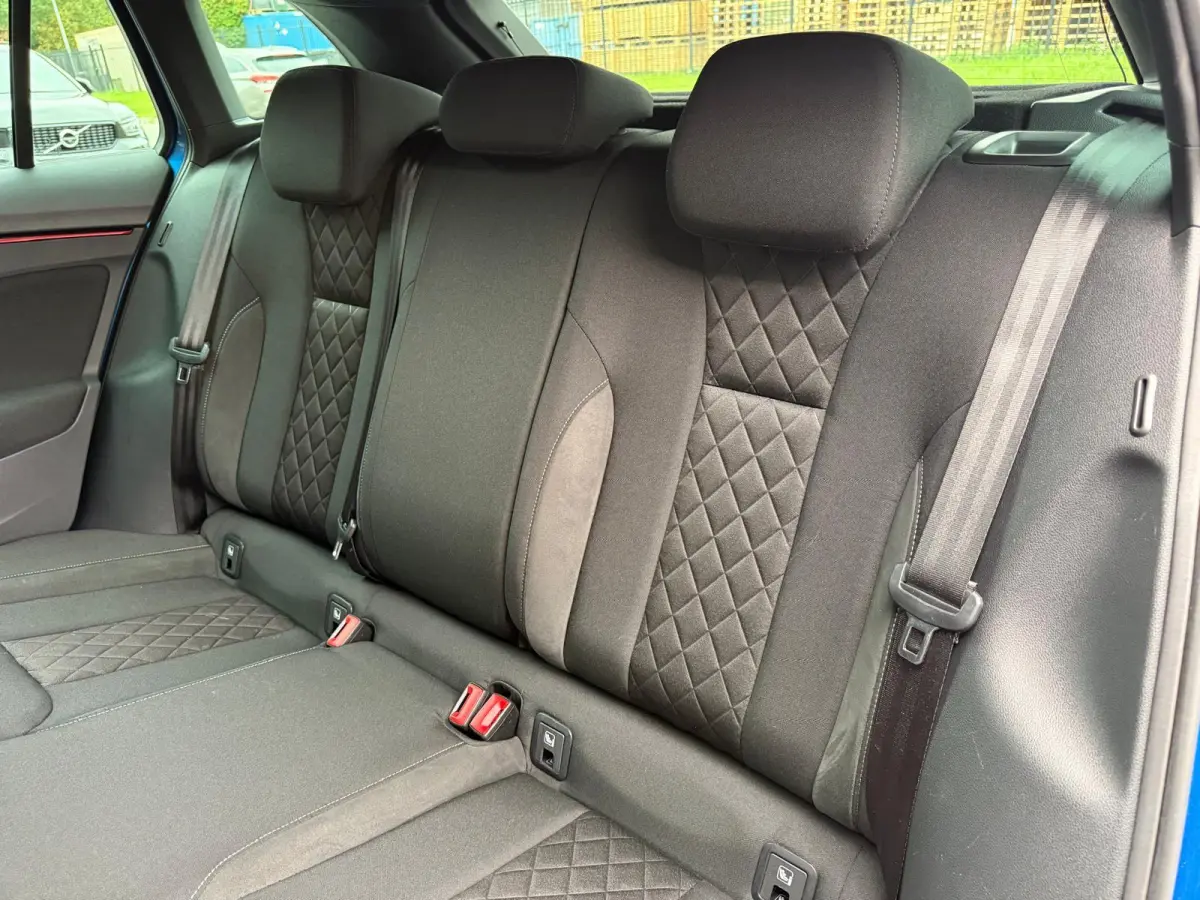 1.5 TSI Sport Business | 1E EIGENAAR |3/6/12MND GARANTIE | AUTOMAAT | CRUISE | CARPLAY | STOELVERWM. | TREKHAAK |
